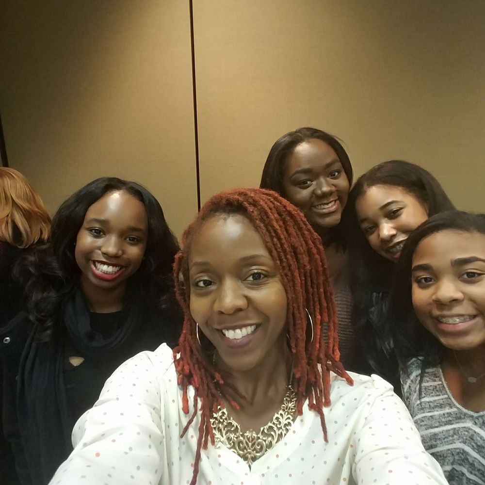 Meet your Posher, Zenobia